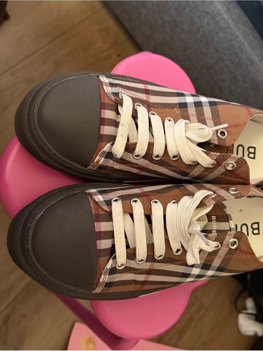 Burberry Brown Men Plaid Low-Top Sneakers with Cream Laces